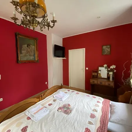 ベッド・アンド・ブレックファスト Chardas