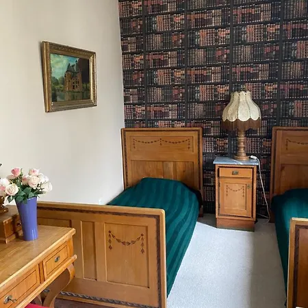 ベッド・アンド・ブレックファスト Chardas 3*