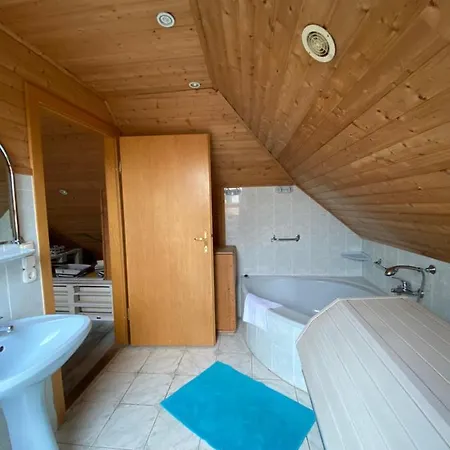 ベッド・アンド・ブレックファスト Chardas 3*