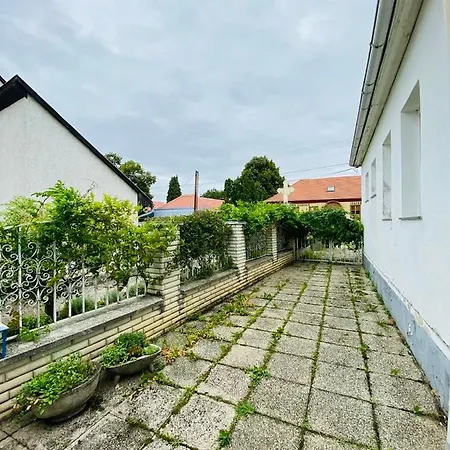 ベッド・アンド・ブレックファスト Chardas 3*