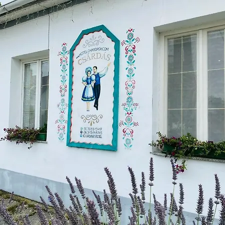 Chardas ベッド・アンド・ブレックファスト