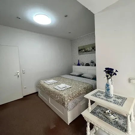 Chardas ベッド・アンド・ブレックファスト