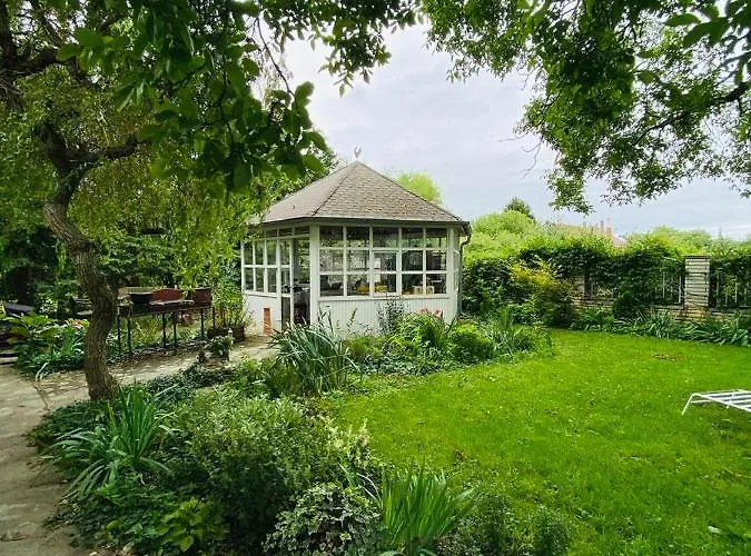 Chardas فندق مبيت وإفطار